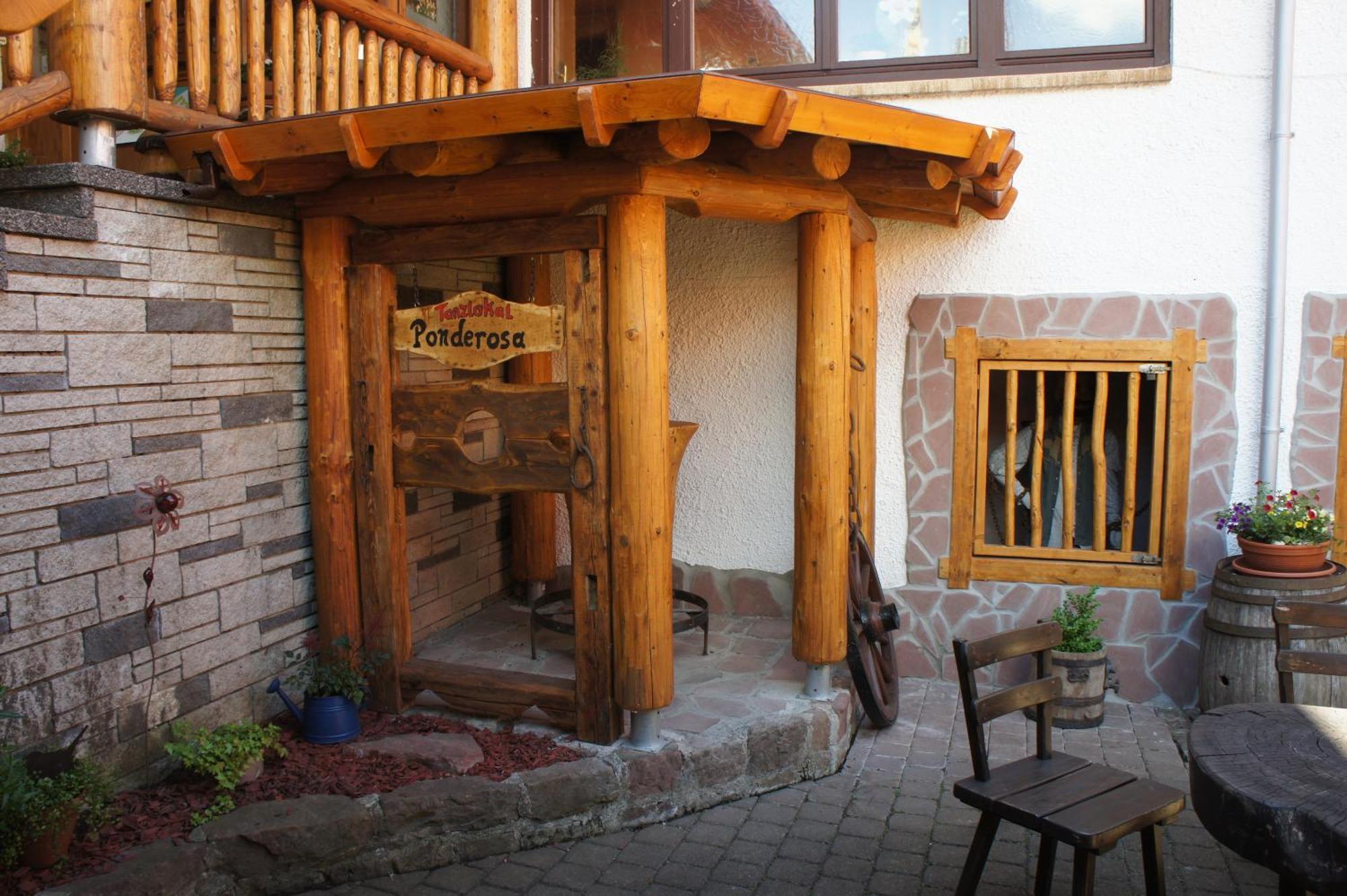 Landhotel Engel Limbach  Eksteriør billede